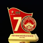 Custom Vietnam Metall Zinklegierung drehbare Trophäe