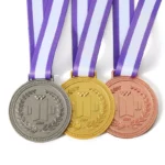 Medaglia d'onore in oro, argento e rosa