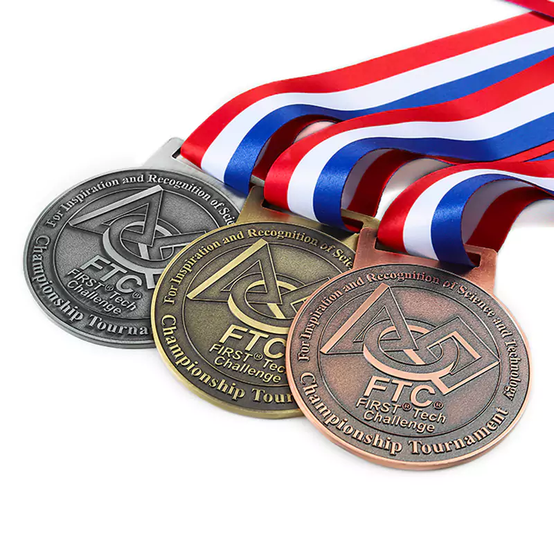 Gold Silber und Kupfer Medaille