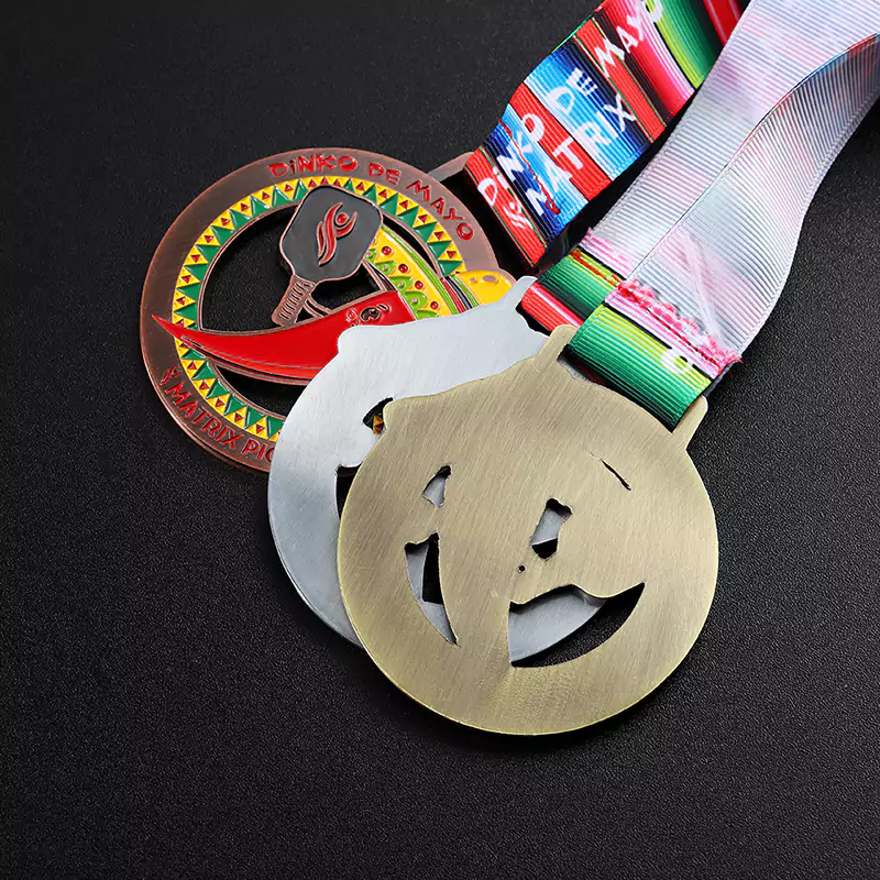 1423-7-custom-medal-engraving