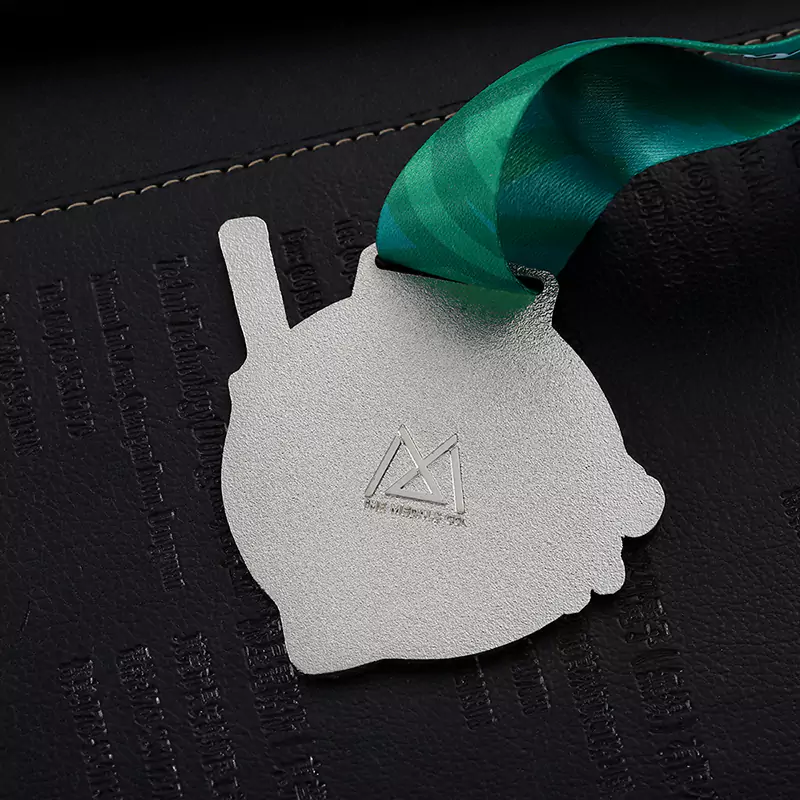 Médaille d'argent en émail souple pour un match de cricket