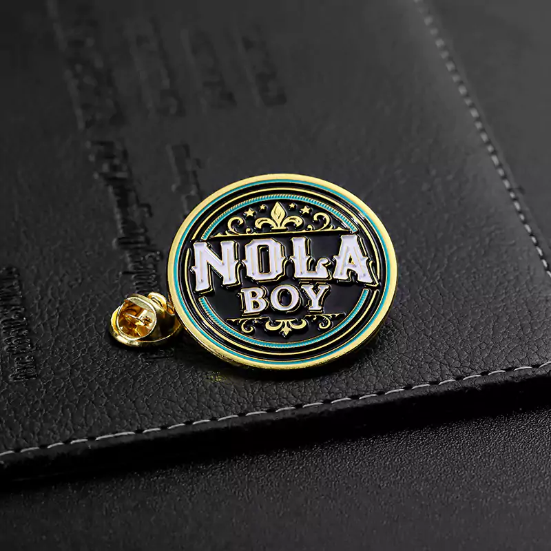 spille da bavero nola