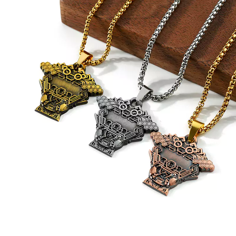 3D geprägter Kamen Rider Shaped Anhänger/Halskette