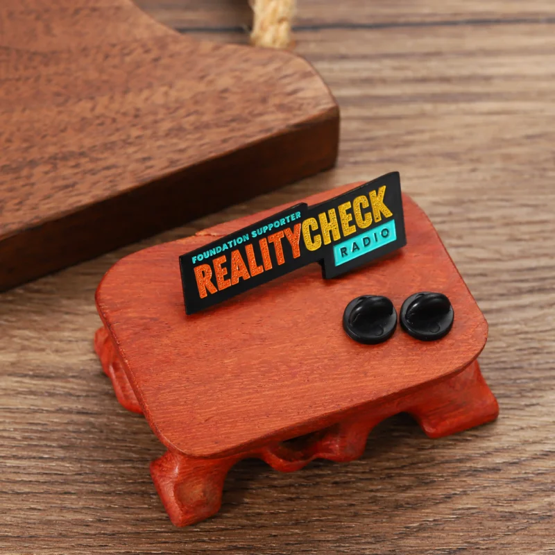 1908-5-Pin de esmalte blando de control de realidad