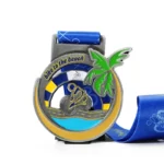 1085-1-Medalha Comemorativa de Bicicleta e Praia