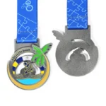 1085-2-Medalha Comemorativa de Bicicleta e Praia