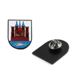 1518-3-Arched House Pattern Badge