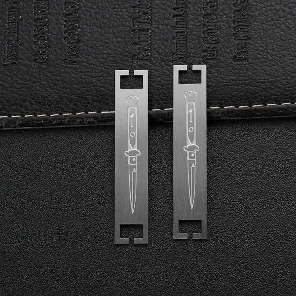 3002-7-Rectangular Antique Silver Dagger Pattern Unique Bookmark