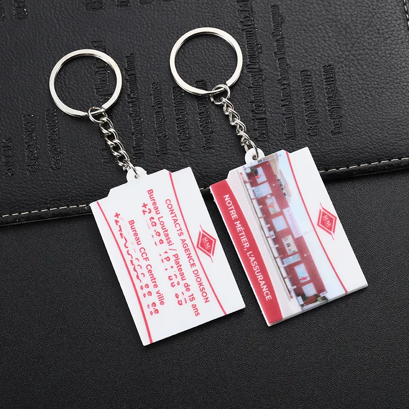 2451-5-Rechteckiger rosa weißer Promi Wand PVC Schlüsselanhänger