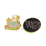 1522-1-可爱骷髅金色硬珐琅徽章