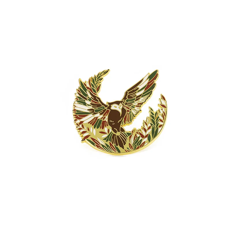 1705-10-Exquisite gilded animal badges