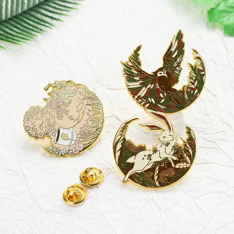 1705-5-Exquisitos emblemas de animais dourados