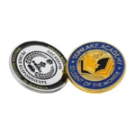 1727-4 - Distintivo comemorativo em esmalte exclusivo do campus