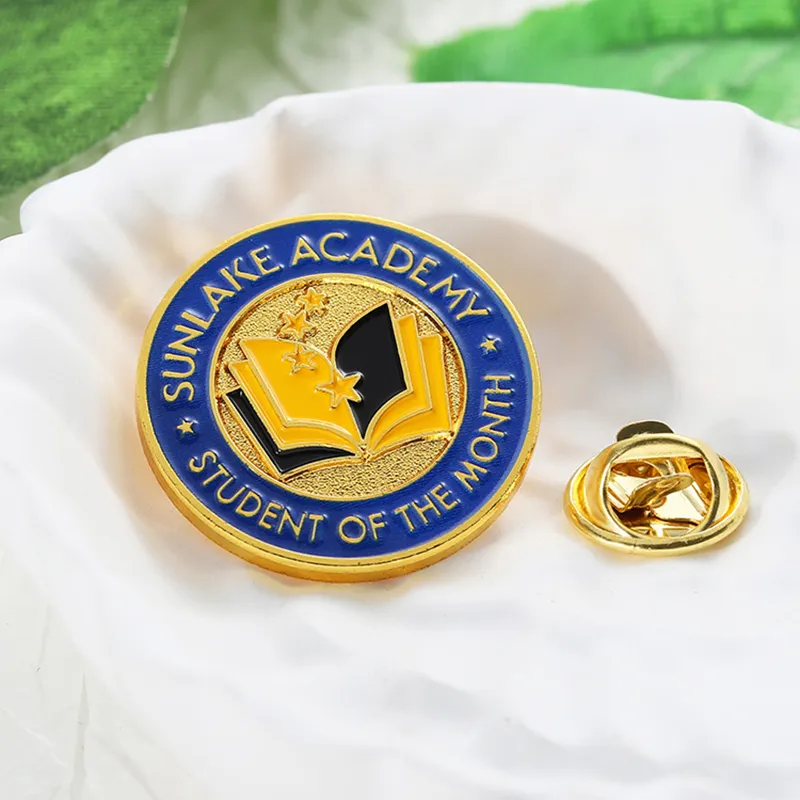 1727-5 - Distintivo comemorativo em esmalte exclusivo do campus