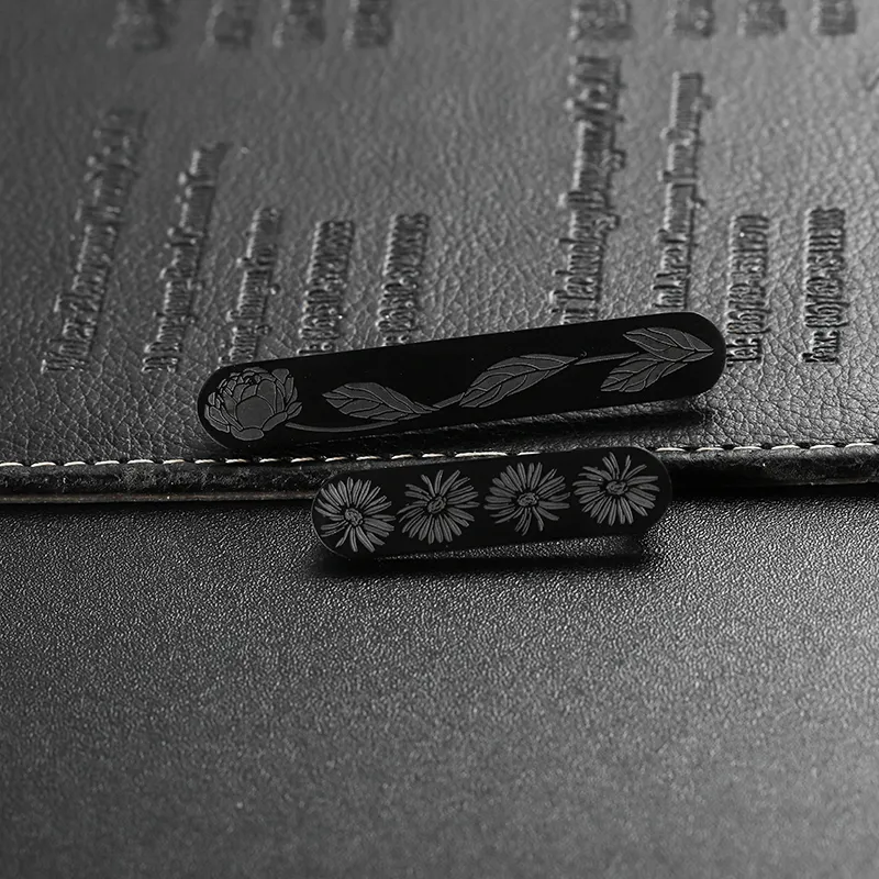 1571-8-Rounded Square Pin